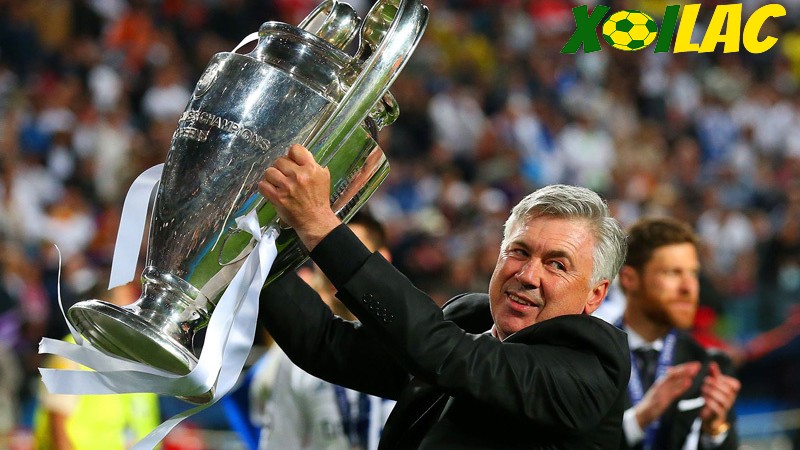 Carlo Ancelotti là huấn luyện viên Real Madrid